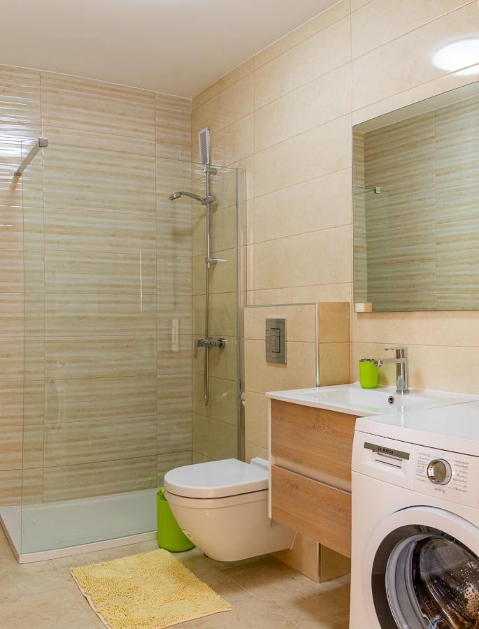 Esmeralda. Lovely And New Apartment Right By The Ocean! Callao Salvaje Exterior foto