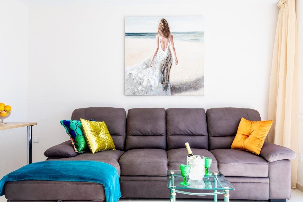 Esmeralda. Lovely And New Apartment Right By The Ocean! Callao Salvaje Exterior foto